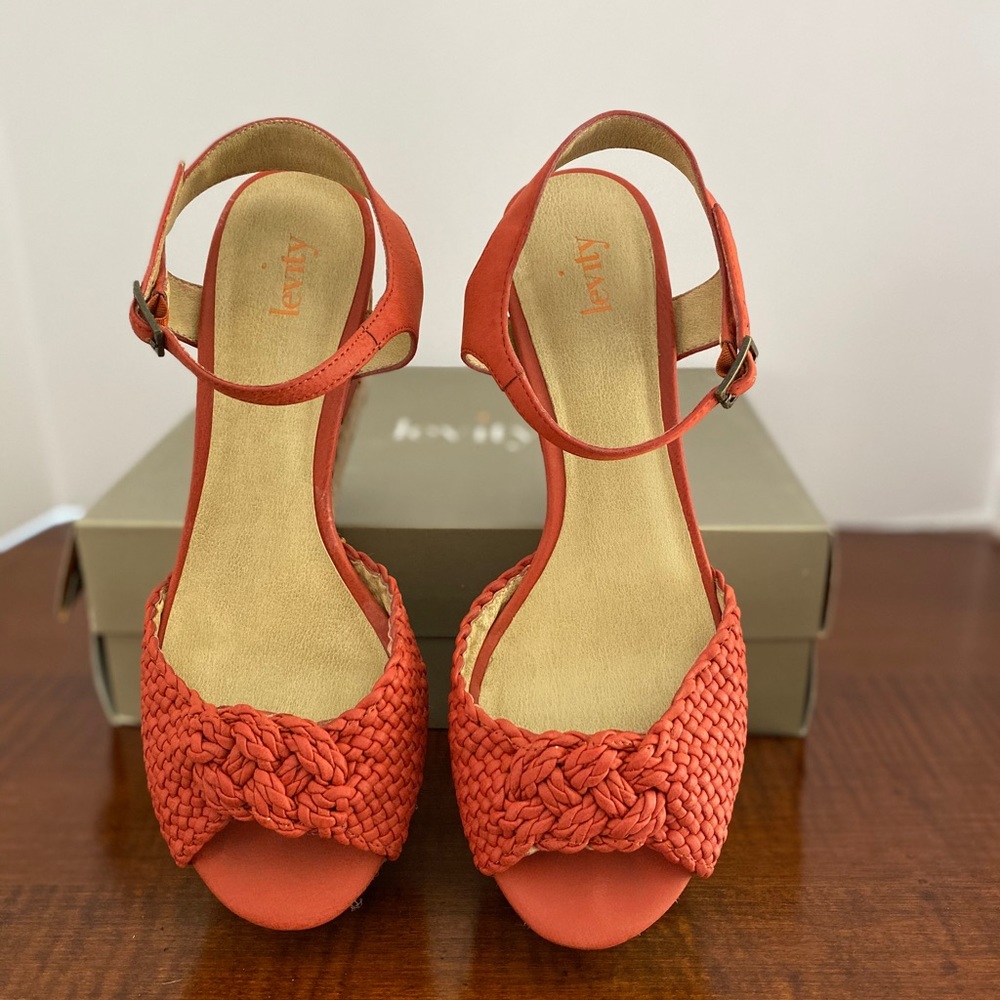 EUC Levity wedge sandals.